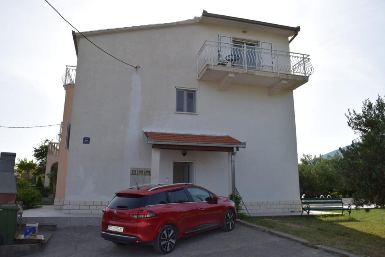 Apartments Marta Kaštel Novi Exterior foto